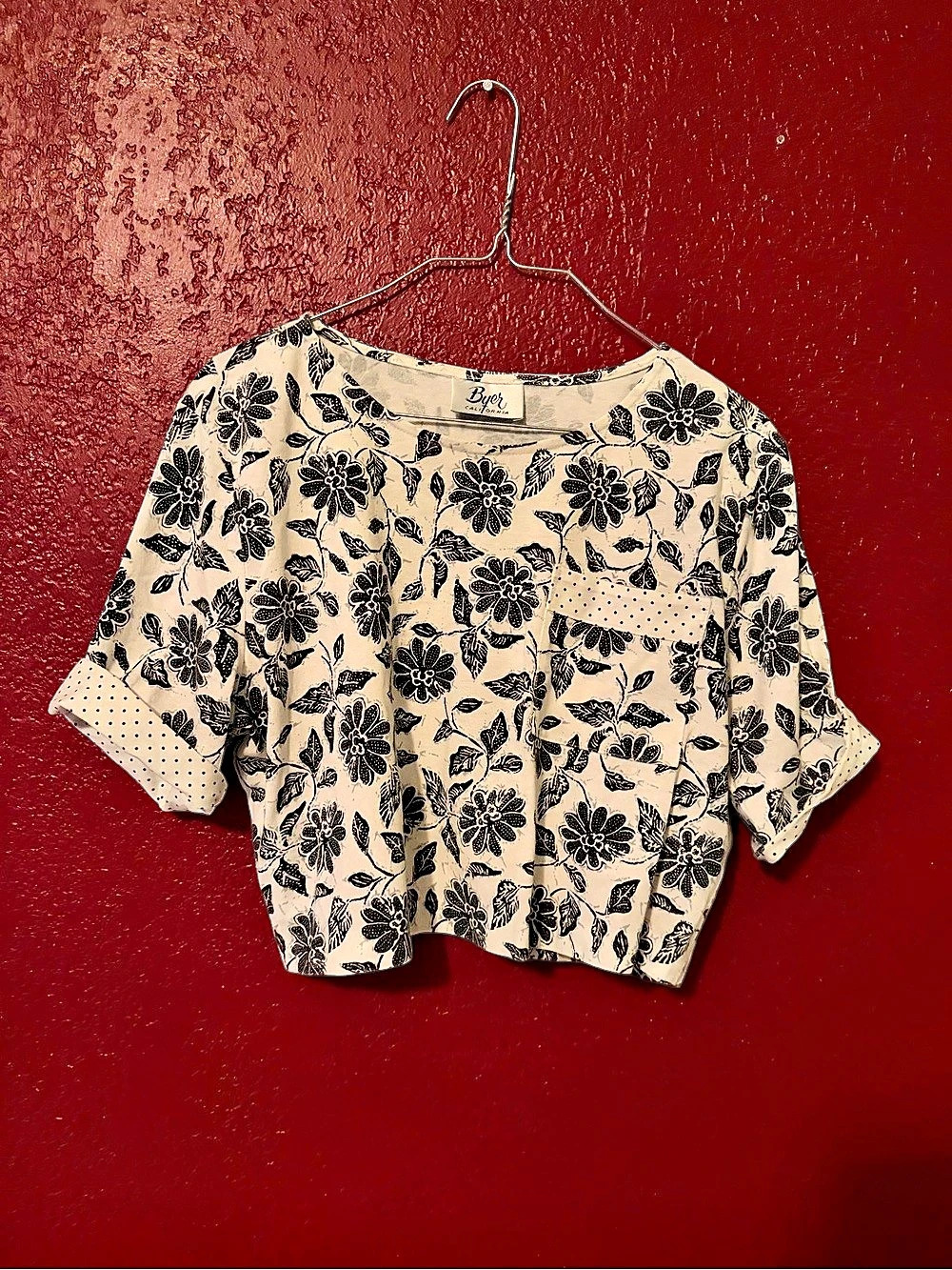 Byer California Floral Short Sleeve Blouse in Cream & Black